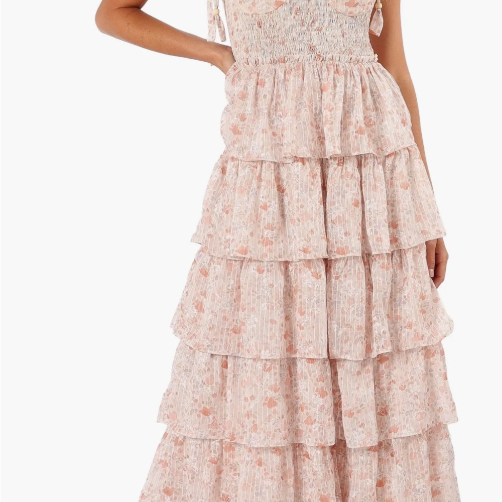 Kristah Floral Tiered Maxi Dress
Petal & Pup